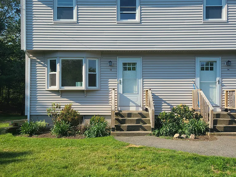 12 Eden St #12 — Photo 11
