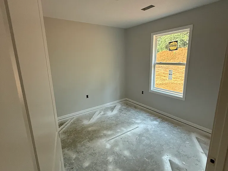 410 Anderson St — Photo 13