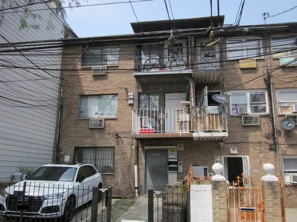 5829 Penrod St, Corona, NY 11368