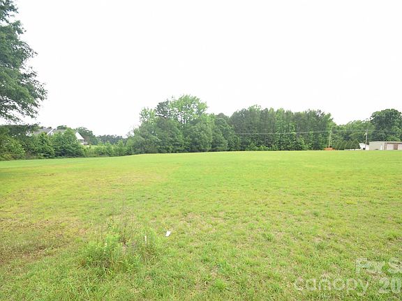 5th image of 14033 Thompson Rd