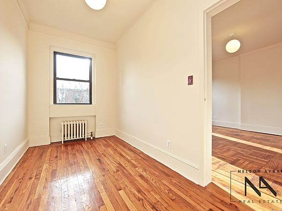 3rd image of 898 Union St APT 4B