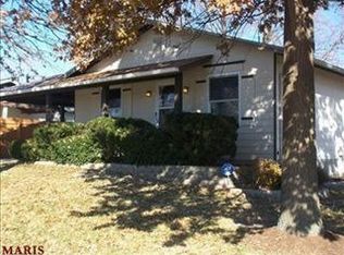 1103 Ransome Ct, Florissant, MO 63031