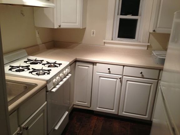 5th image of 1427 Elmwood Ave