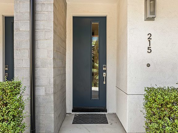 3rd image of 215 Elm Ave