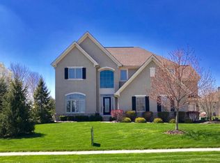 3438 Abbey Knoll Dr, Lewis Center, OH 43035