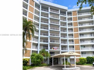 2940 N Course Dr APT 110, Pompano Beach, FL 33069