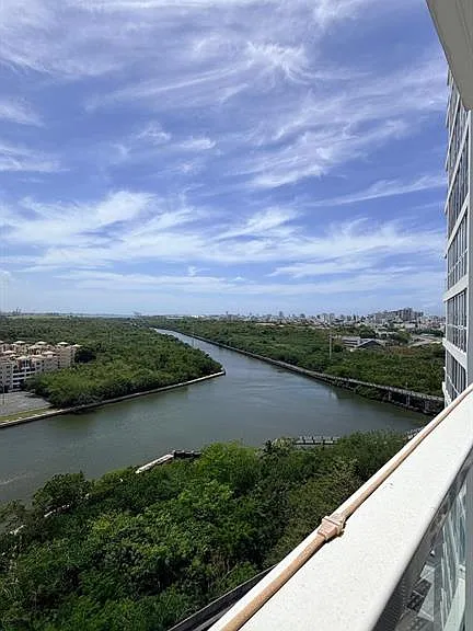 48 Avenue Luis Munoz Rivera Condo Aquablue Hato Ky #1705 — Photo 15