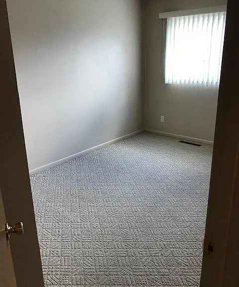 2138 Gunnison Ave — Photo 18