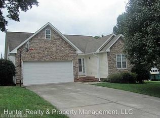 230 Field Brook Dr, Clemmons, NC 27012