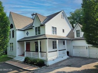 28 Forest Ave, Old Greenwich, CT 06870