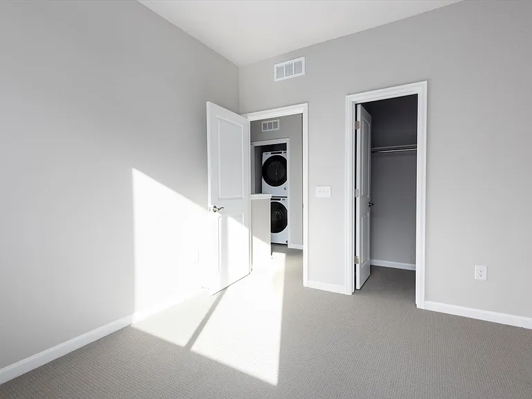 1330 Hoyt St #5 — Photo 20