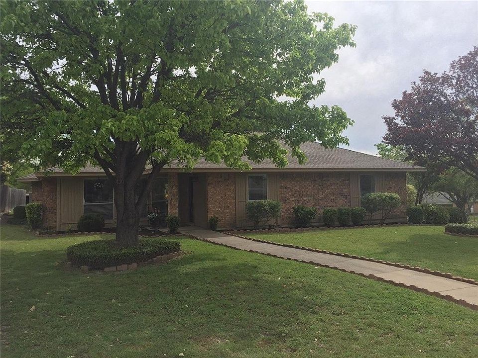 1st image of 313 Wildwood Ln