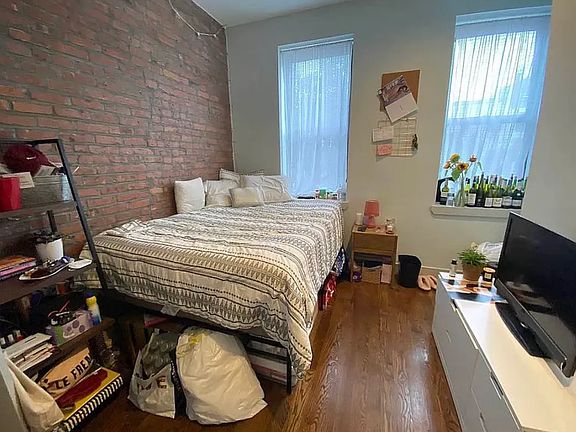5th image of 303 Malcolm X Blvd APT 3F