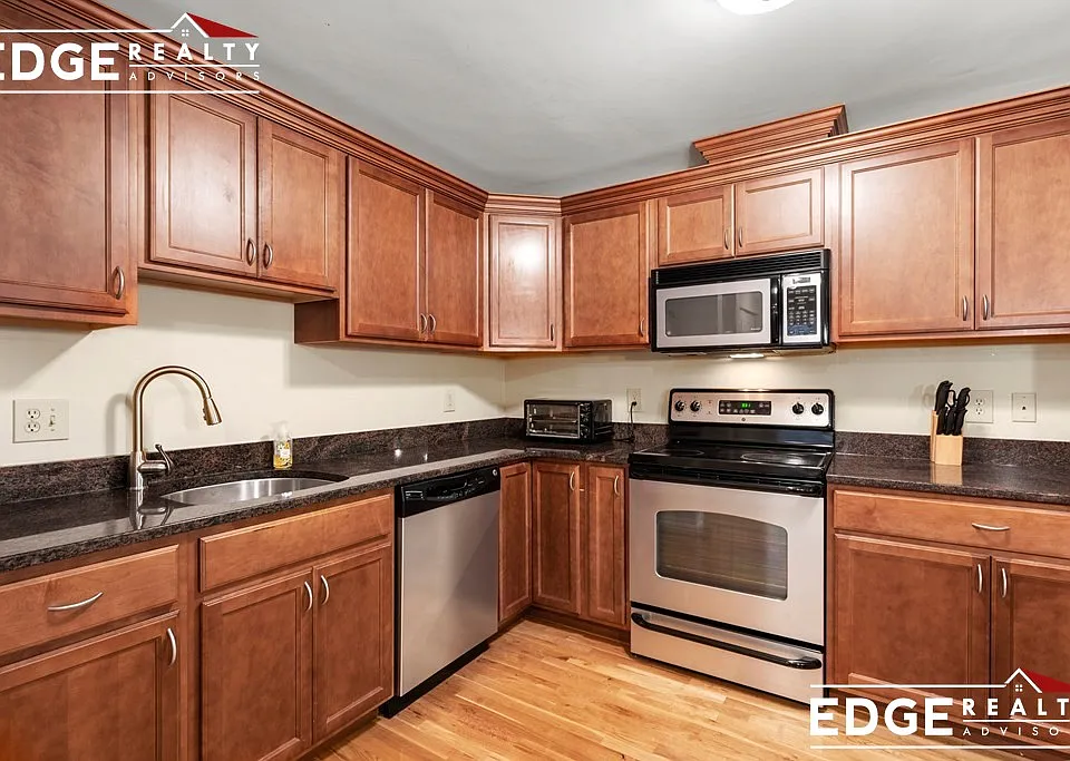 20 Daniels St #115