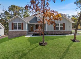112 Ingleborough Dr, Bella Vista, AR 72715