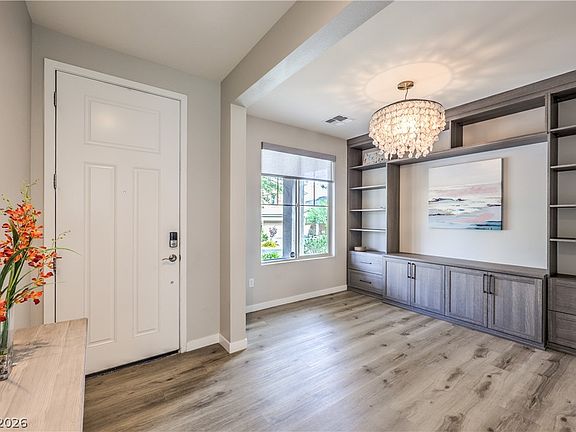 5th image of 2592 Iron Crest Ln