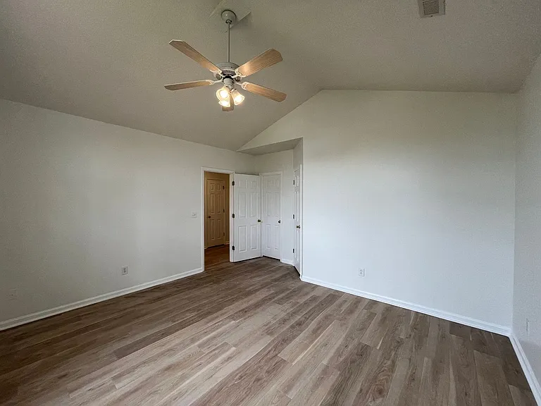 1408 Barouche Ct — Photo 8