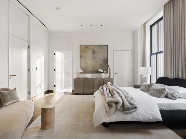 111 West 57th Street image 10 of 34