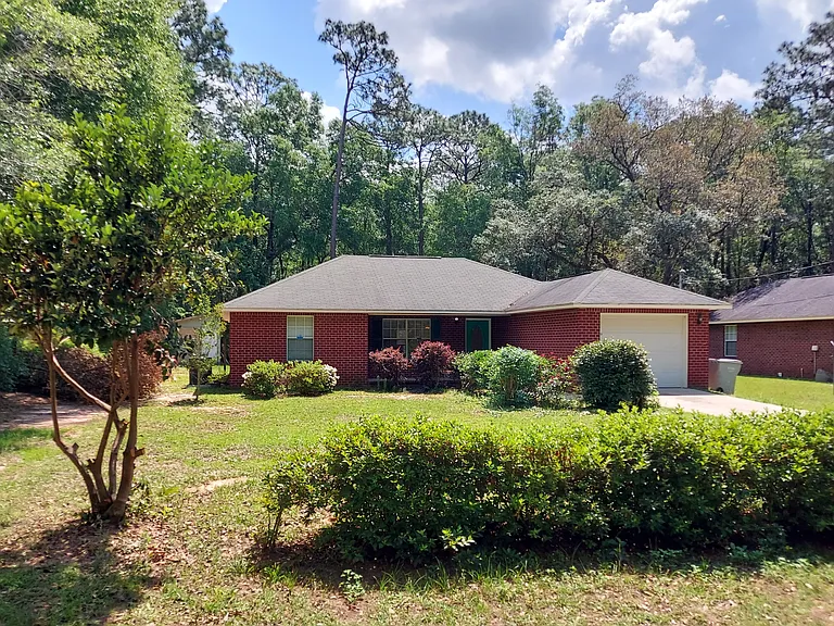 6636 Hetzel Dr — Photo 1