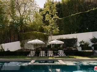 2331 Chislehurst Dr, Los Angeles, CA 90027