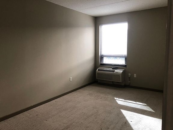 5th image of 111 N 9th St Unit 315