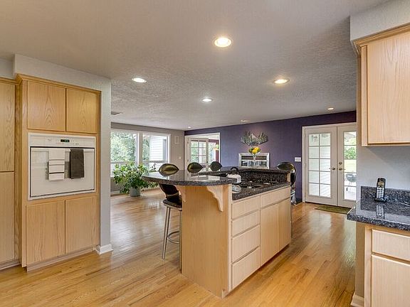 4th image of 13510 2nd Ave NE