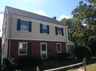 4 Hall Rd, Brookline, MA 02445