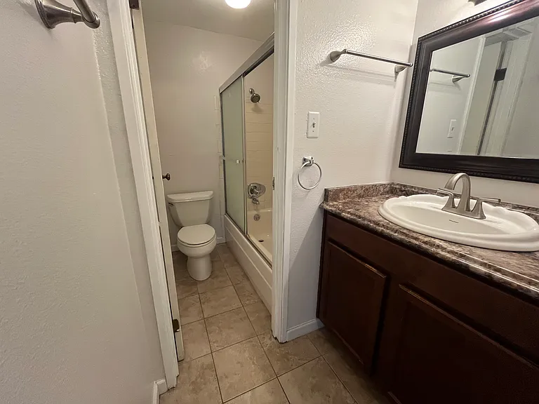 65 N Clarkson St #303 — Photo 7