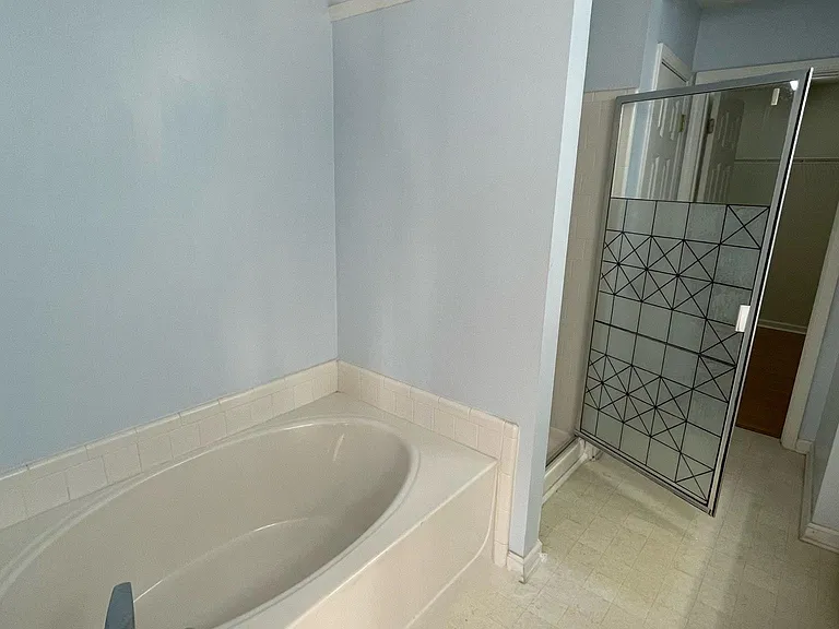 3624 Gainesway Ct — Photo 5