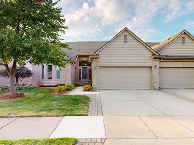 20285 Columbia Dr, Macomb, MI, 48044