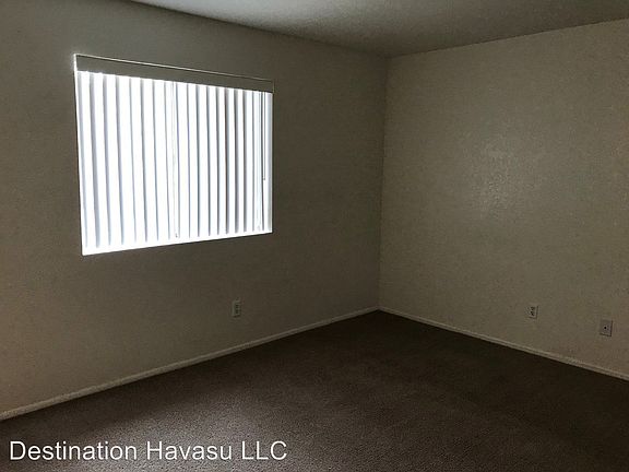 5th image of 3645 Reservation Dr