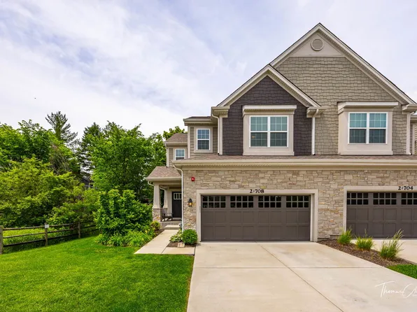2S708 Crimson King Ln, Glen Ellyn, IL 60137