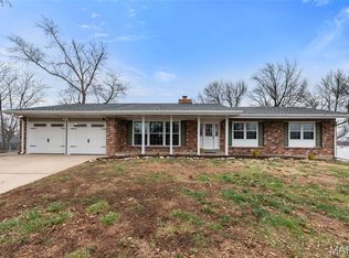5048 Flintwood Dr, Saint Louis, MO 63129