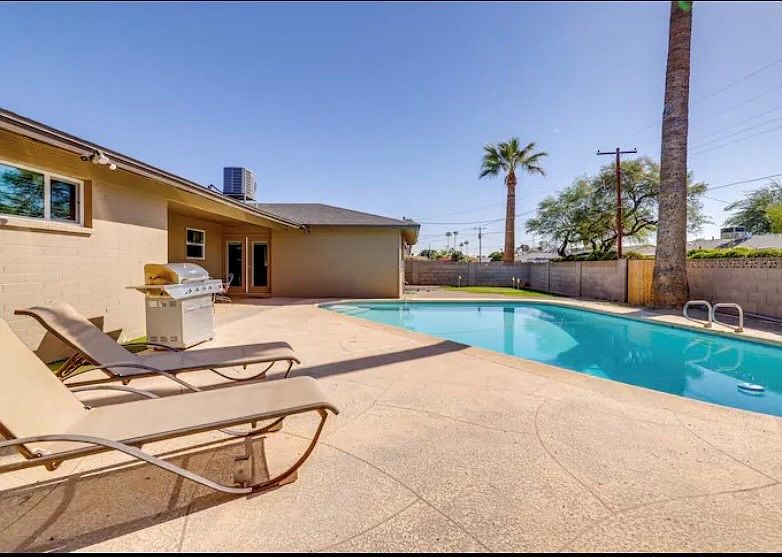 1st image of 1245 E Hermosa Dr