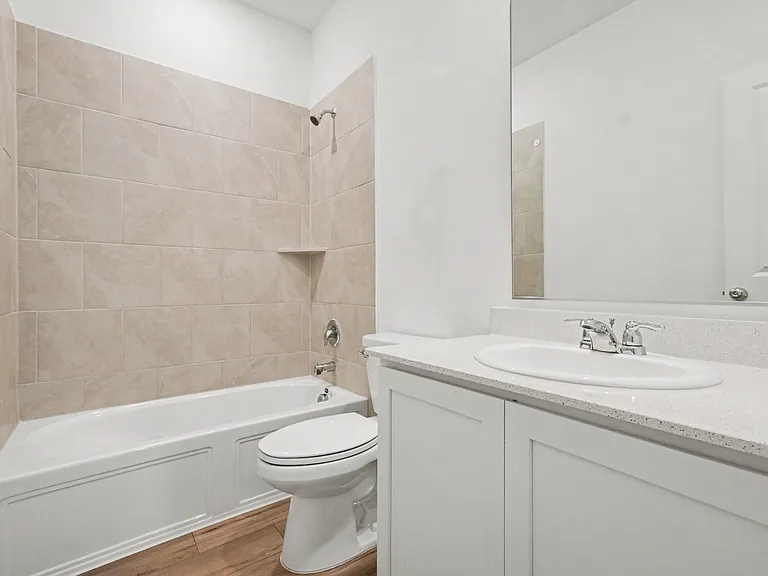 1118 Mahogany Ln — Photo 29