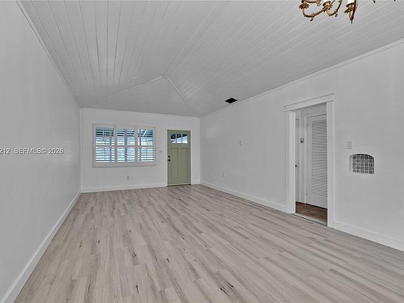 5th image of 50 NW 26th Ave