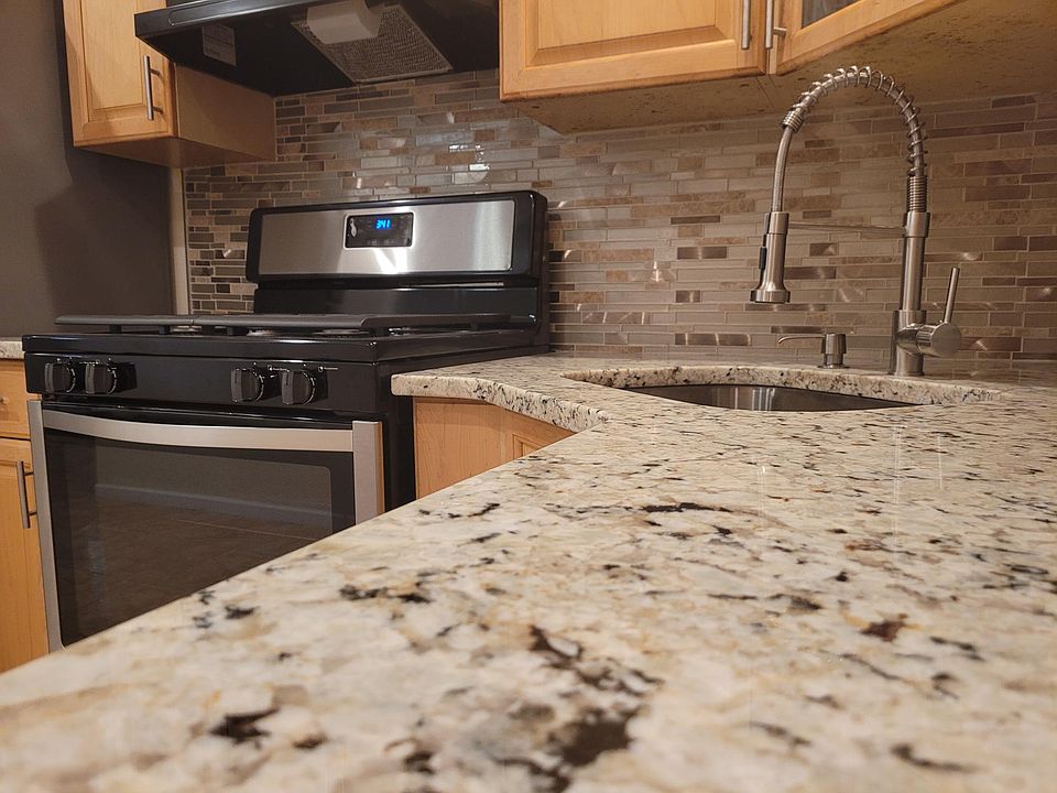1st image of 8207 Glenwood Rd Floor 2