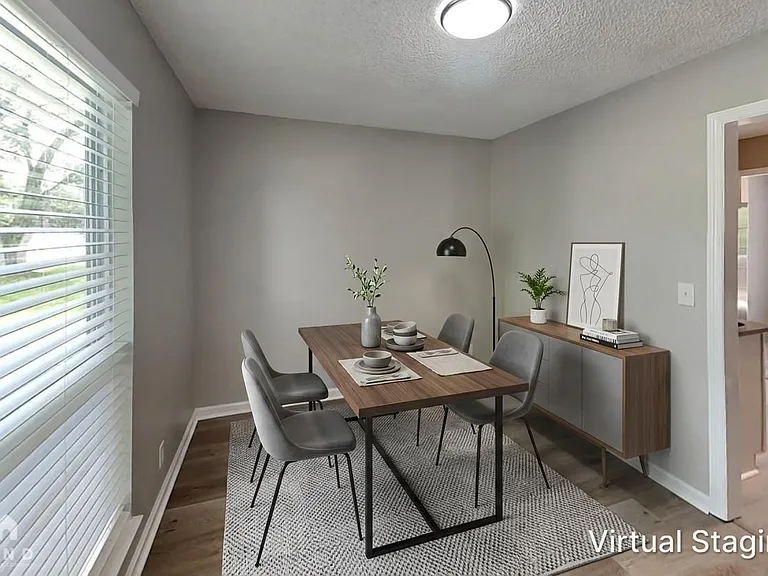2981 Owendale Dr — Photo 3
