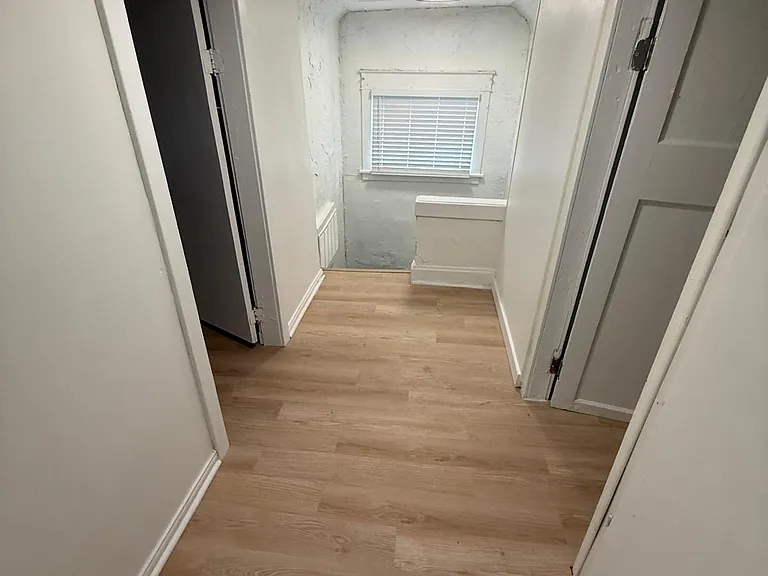 3333 Gillham Rd — Photo 8