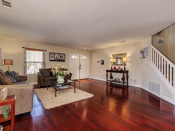5th image of 36659 Arbolada Ln