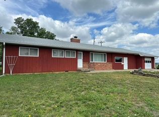 202 S Pershing Ave, Colony, KS 66015