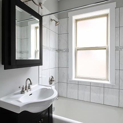 2nd image of 1028 Washington Blvd APT 1A