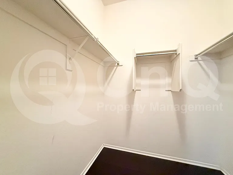 2848 E Fandango Dr — Photo 25