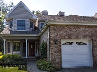 19 Trotters Ln, Allendale, NJ 07401