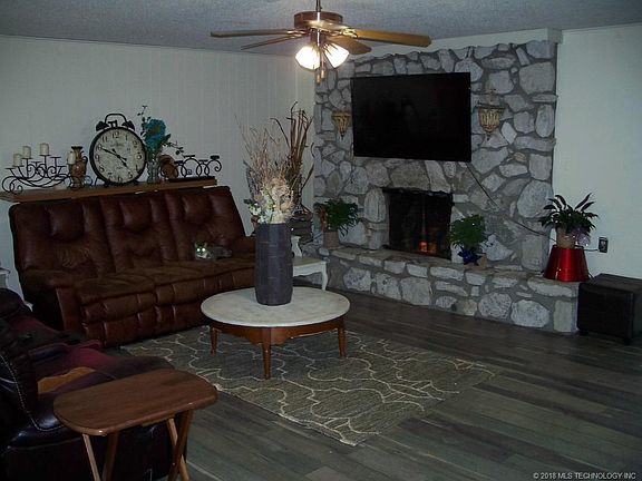 4th image of 114 Lakeview Dr