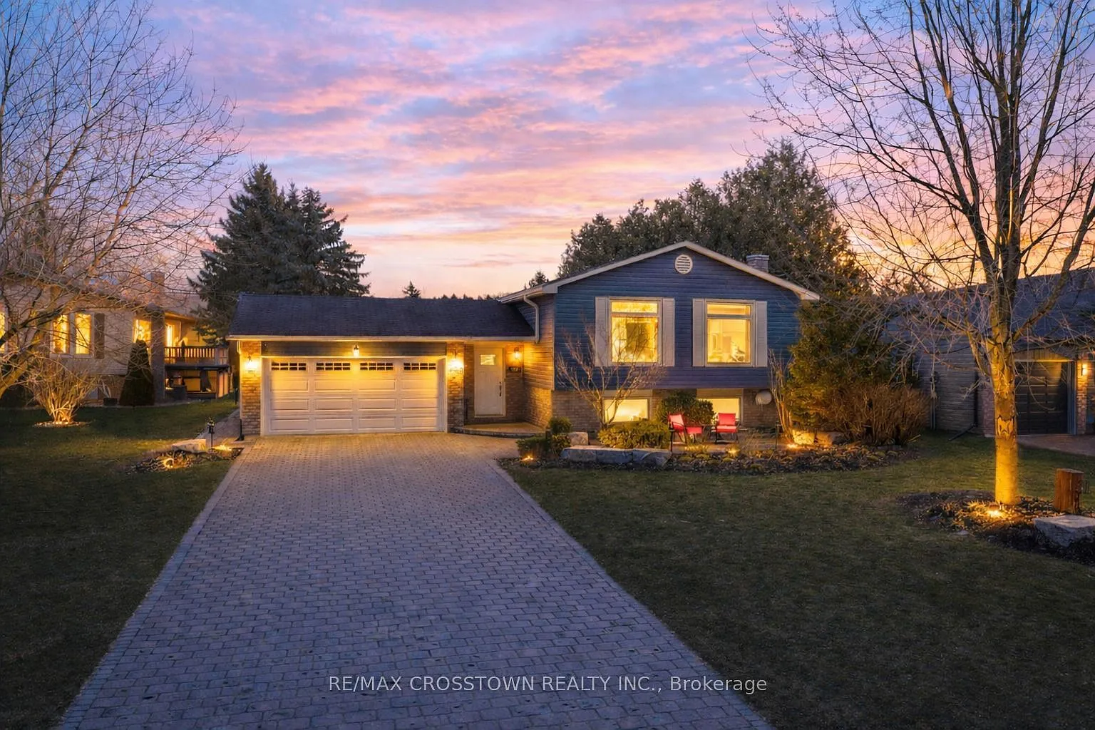 229 Thornton Ave photo 1