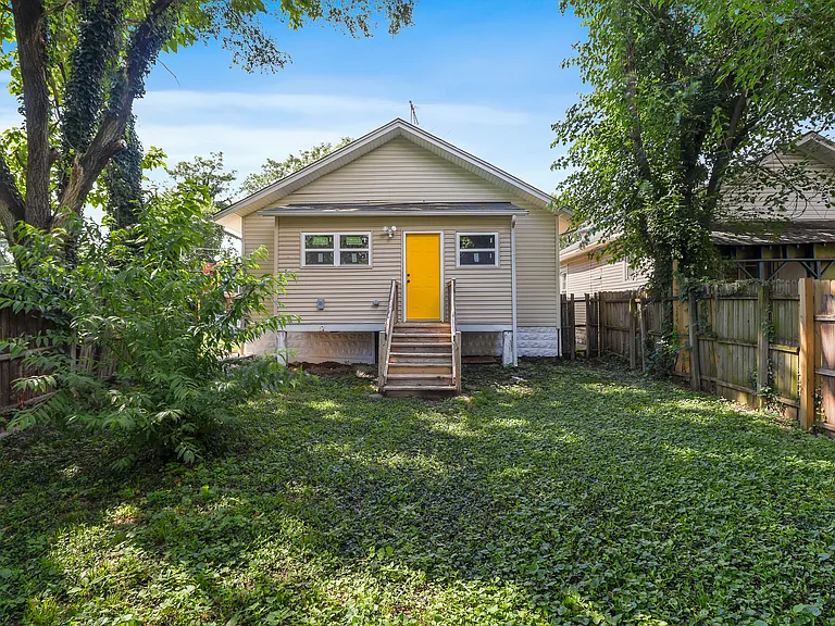 2522 Wilson Ave — Photo 15
