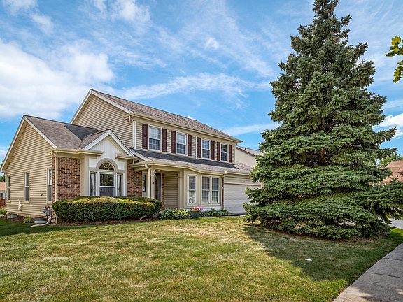 2nd image of 2513 Lawn Ct