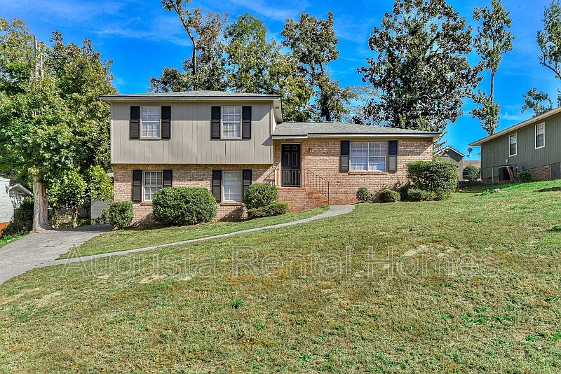 4565 Rockdale Ct