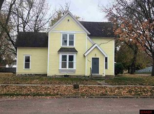 390 W Franklin St, Wells, MN 56097